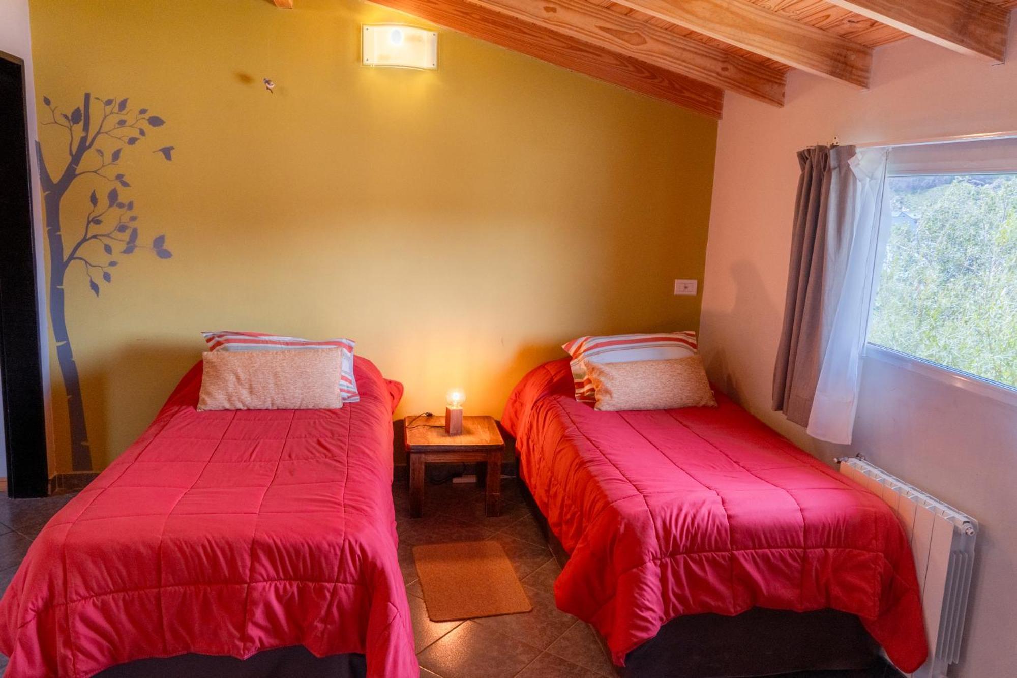 Hotel Cumbres Nevadas El Chalten Bagian luar foto