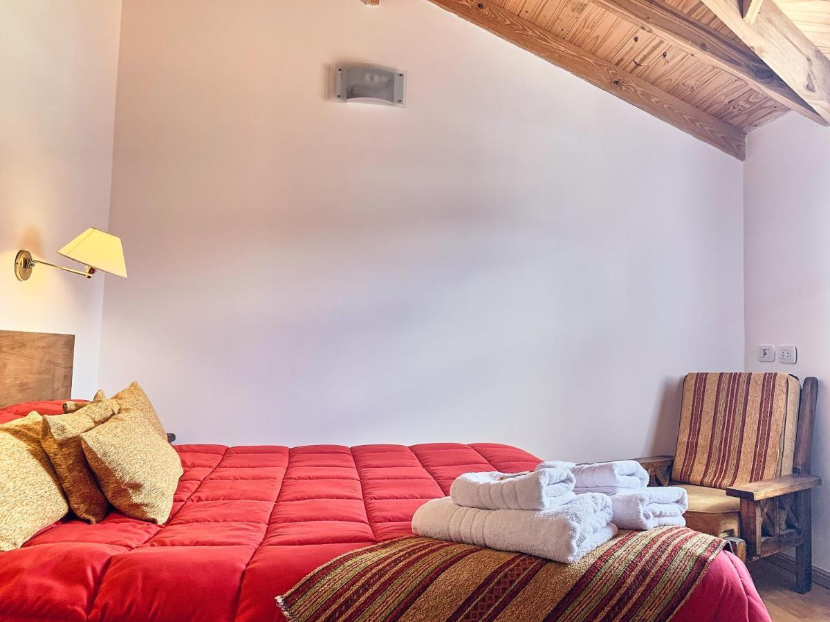 Hotel Cumbres Nevadas El Chalten Bagian luar foto